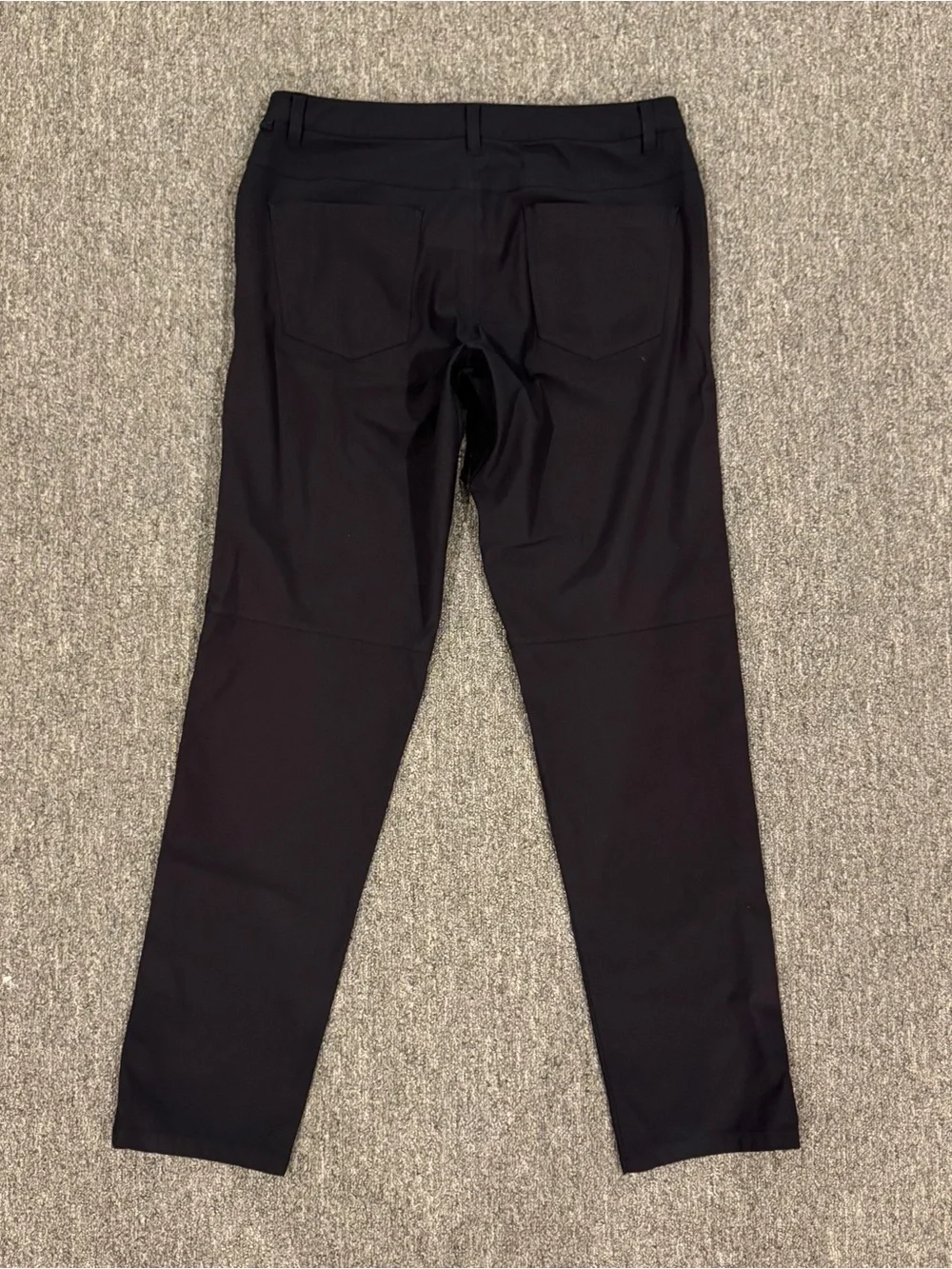 bundle of mens lululemon pants